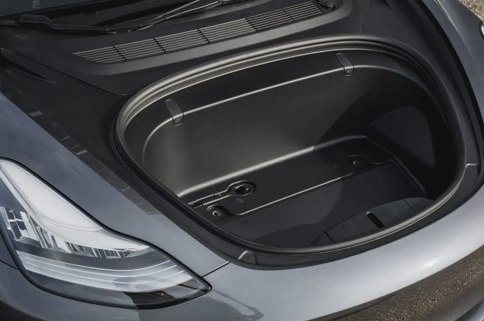  Tesla Model 3 Long Range Передній багажник