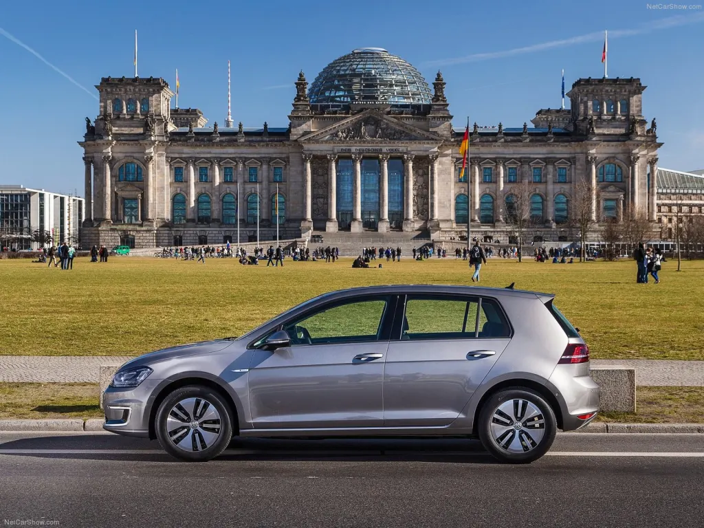 Volkswagen e-Golf Екстер'єр
