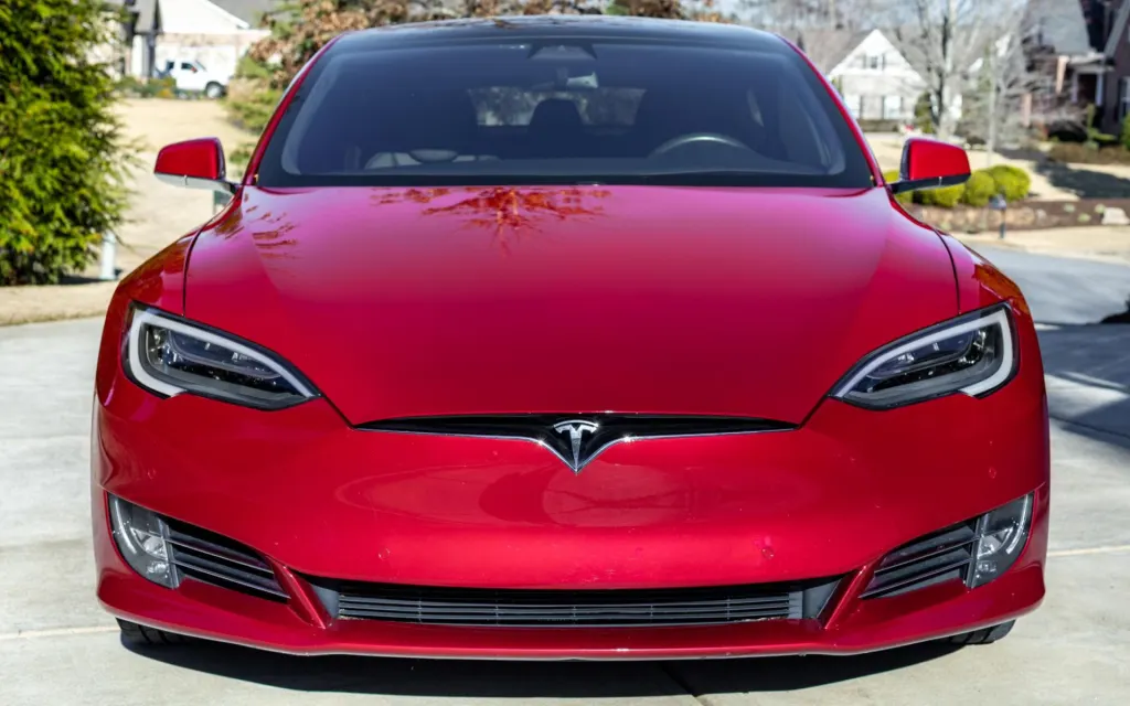 Tesla Model S (2016 - 2020) Екстер'єр